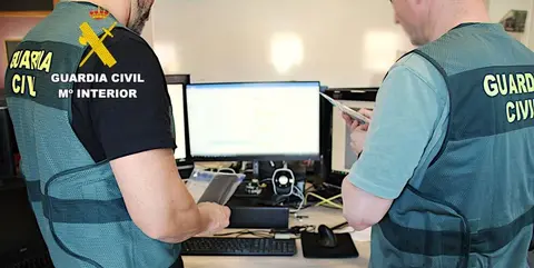 Equipo @ sextorsión de la Guardia Civil.