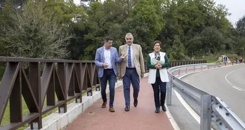 Las autoridades políticas en Ruiloba.