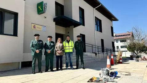 Visita al acuartelamiento de Reinosa.