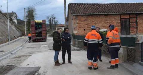 Obras en la carretera negra.