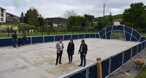 Estado de la pista multideporte.