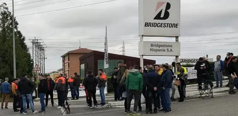 Huelga de Bridgestone en Puente San Miguel.
