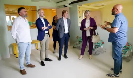 Visita al centro infantil de Reocín.