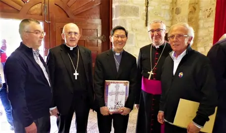 Las autoridades religiosas visitaron Suances.