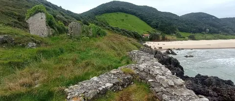 Batería del Brusco en Noja.