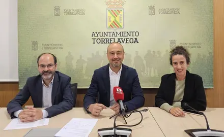 Actos del centenario del colegio Menéndez Pelayo.