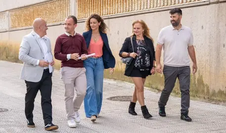 Representantes del PSOE acuden al Juzgado.