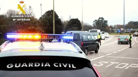 La Guardia Civil detuvo al vecino de Campoo de Yuso.