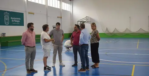 Obras de mejora en el polideportivo de Vioño.