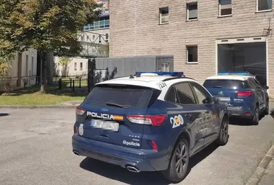 Vehículos de la Policía Nacional.