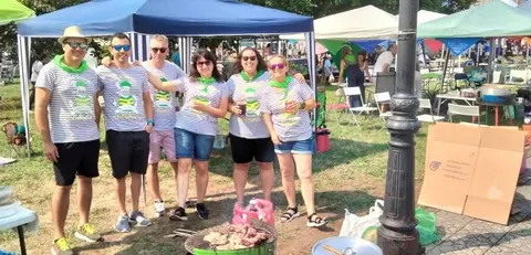 Los grupos prepararon marmita y otros platos. R.A.