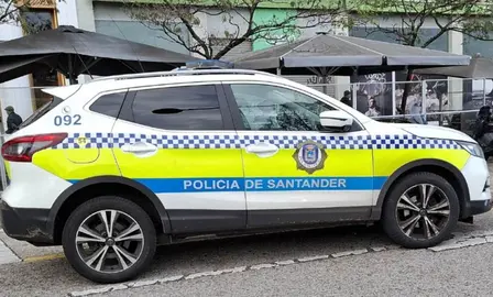 Vehículo de la Policía Local.