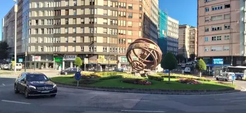 Rotonda de Cuatro caminos en Santander. R.A.