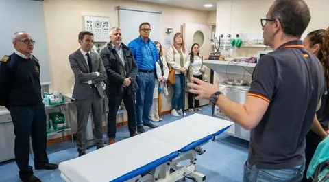 Visita al buque Juan de la Cosa.