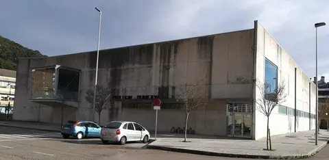 Pabellón Miguel Solano. R.A.