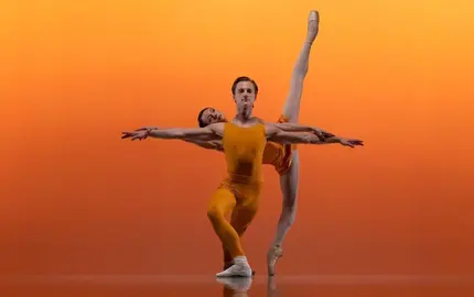 Un momento del espectáculo de ballet de London City.