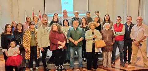 Autoridades políticas y miembros de Asanco. R.A.