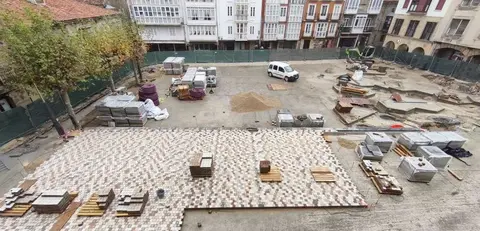 Obras en la Plaza de España.