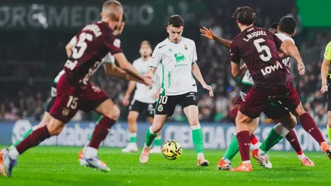 Los verdiblancos siguen de momento en la cabeza de la tabla.