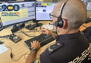 Agente de la Polic&iacute;a Nacional.