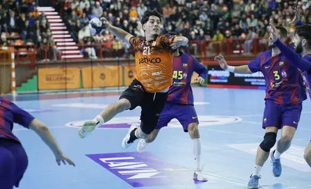 Un momento del encuentro en el pabell&oacute;n Vicente Trueba.