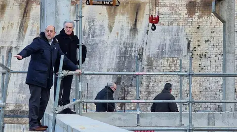 Visita a las obras del desag&uuml;e del embalse del Ebro.