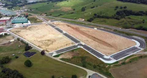 Terreno donde se ubicar&aacute; la empresa en Val de San Vicente.
