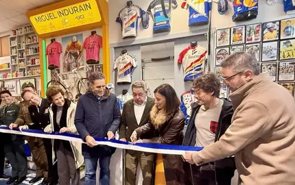 Visita de Miguel Indurain al Museo.
