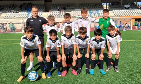 Equipo alev&iacute;n del Santo&ntilde;a. R.A.