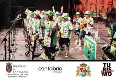 Las murgas buscan un hueco en la final. R.A.
