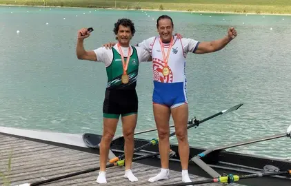 Roberto Llanos, a la derecha, y V&iacute;ctor Llorente.