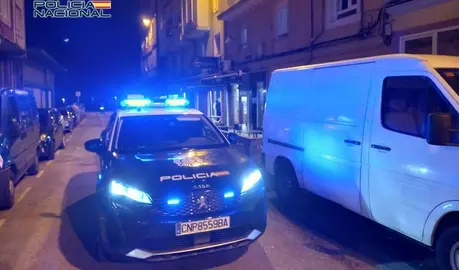 Veh&iacute;culo de la Polic&iacute;a Nacional en Santander.