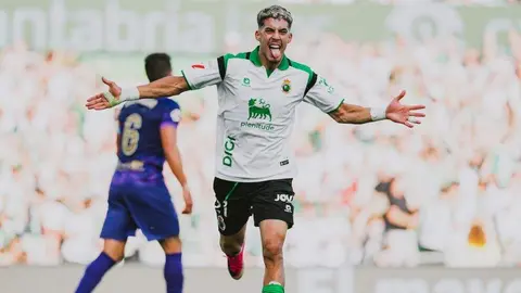 Zubiri marc&oacute; tres goles en la primera parte.