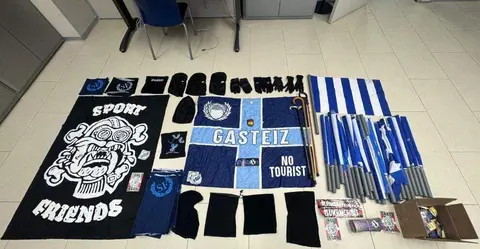 Material de una de las bandas.