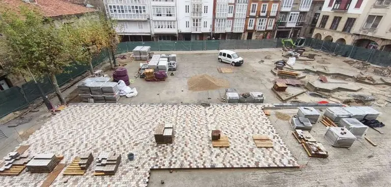 Obras en la Plaza de España.