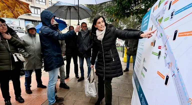 La alcaldesa de Santander, Gema Igual, explica la actuación.