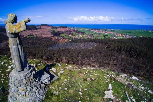 Localidad de Oreña, en Alfoz de Lloreda.