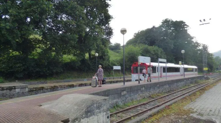 Estaci&oacute;n de Gama, en B&aacute;rcena de Cicero. R.A.