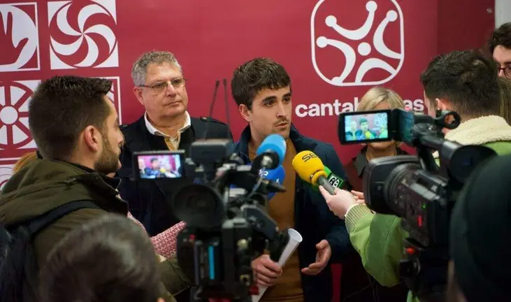 Paulu Lobete en la sede de Cantabristas.