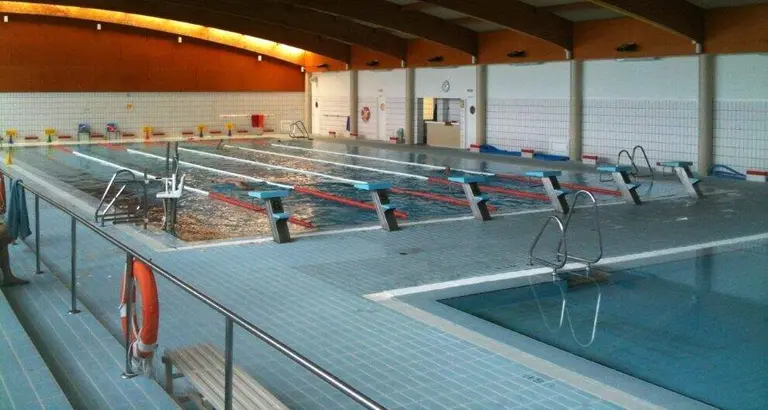 Piscina del Complejo Ruth Beitia. P&aacute;gina de las IDM