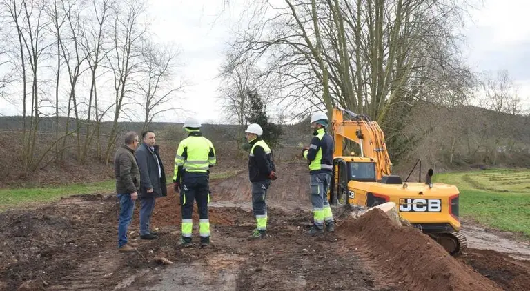 Actuaci&oacute;n en Vio&ntilde;o para evitar las inundaciones.