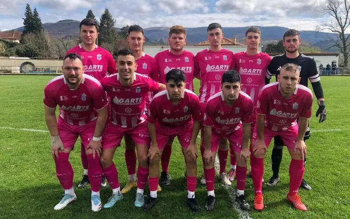 Naval B 2025-2026. Facebook