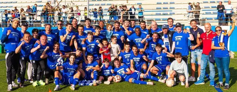 El Naval, campe&oacute;n de Preferente. Facebook