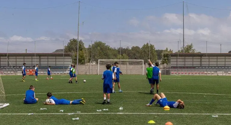 Campo de f&uacute;tbol en Polanco.