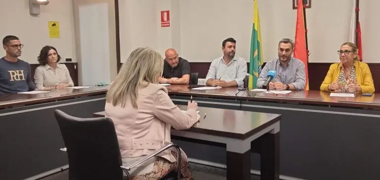 Un momento de la sesi&oacute;n plenaria en Ribamont&aacute;n al Monte. R.A.