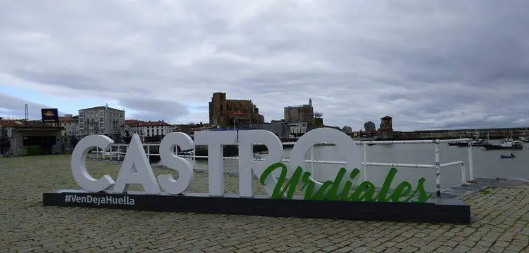 Castro Urdiales. R.A.