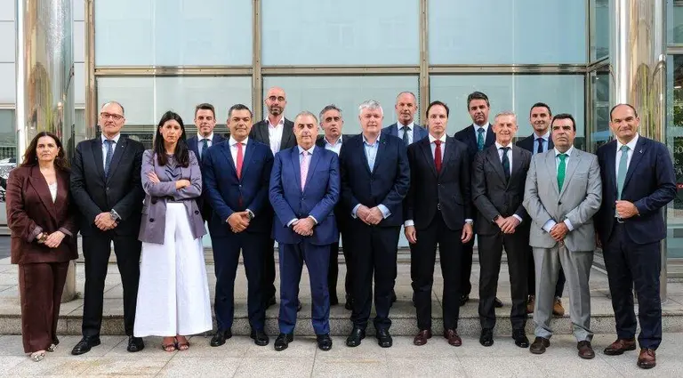 Presentaci&oacute;n en rueda de prensa de la iniciativa en materia de vivienda.