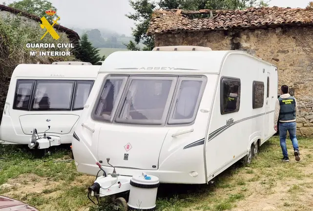 Caravanas incautadas por la Guardia Civil.