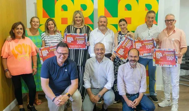 Premiados en el Concurso de Escaparates de las Fiestas de La Patrona en Torrelavega.