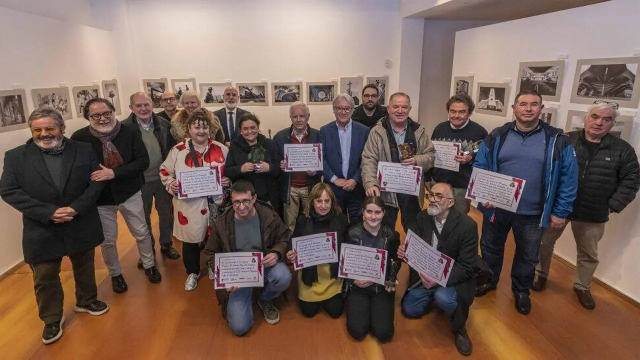 Participantes premiados en el concurso.